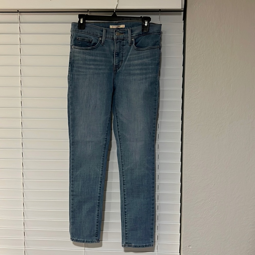 Levi’s 311 Shaping Skinny Jeans